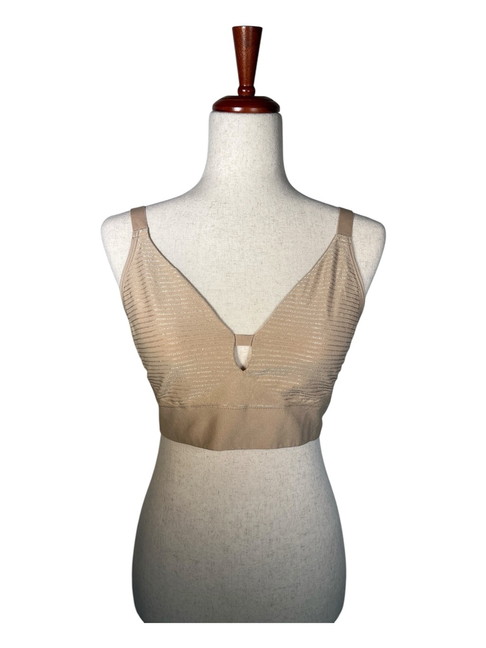 BALI Beautifully You Wireless Keyhole Bra XL Extra Large